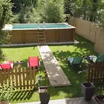 The Dordogne Huts With Pool And Jacuzzi Payzac (Dordogne)
