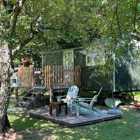 The Dordogne Huts With Pool And Jacuzzi Dom wakacyjny Payzac (Dordogne)
