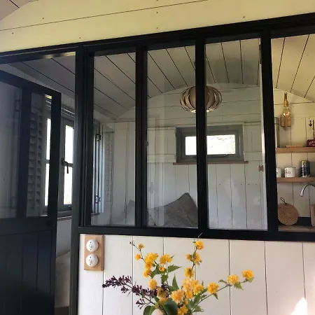Ferienhaus The Dordogne Huts With Pool And Jacuzzi