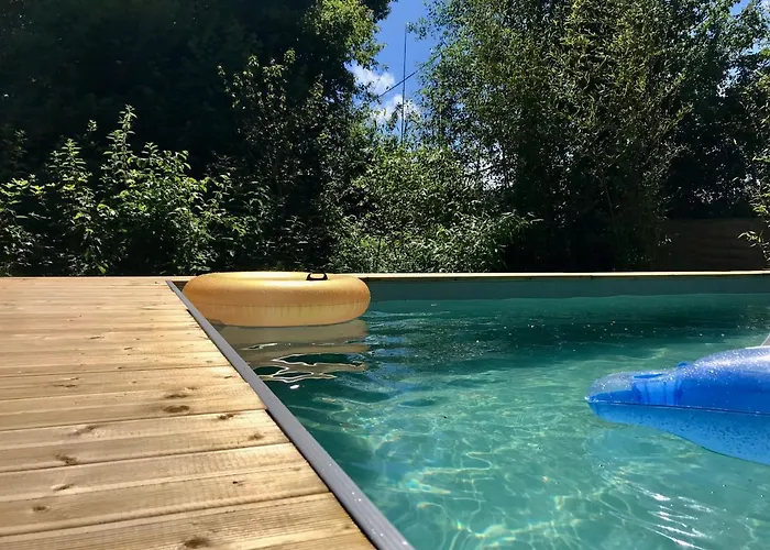 Vakantiehuis The Dordogne Huts With Pool And Jacuzzi