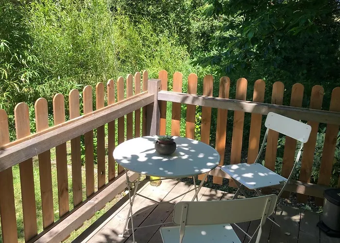 The Dordogne Huts With Pool And Jacuzzi *