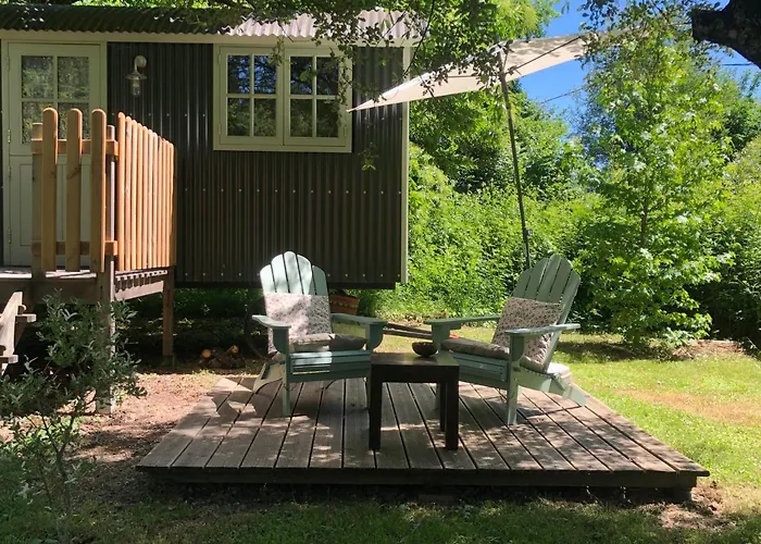 The Dordogne Huts With Pool And Jacuzzi * Payzac (Dordogne)