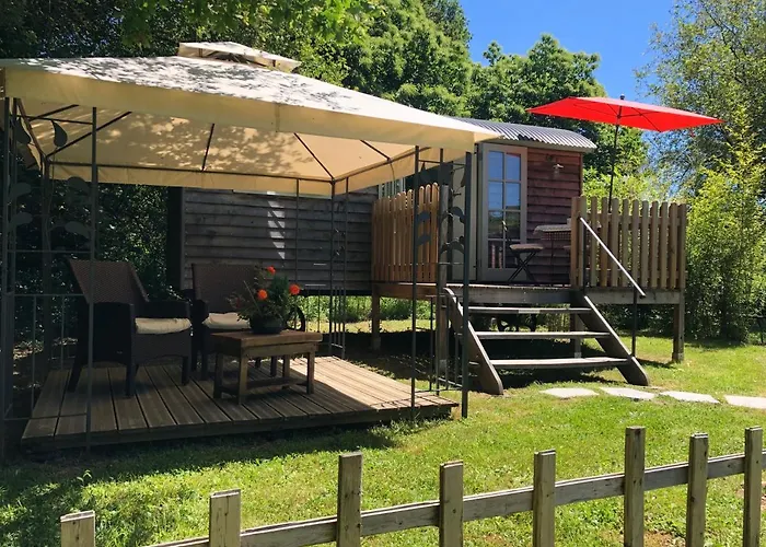 The Dordogne Huts With Pool And Jacuzzi * Payzac (Dordogne)
