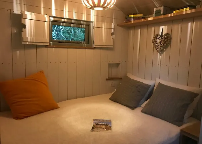 The Dordogne Huts With Pool And Jacuzzi Payzac (Dordogne)